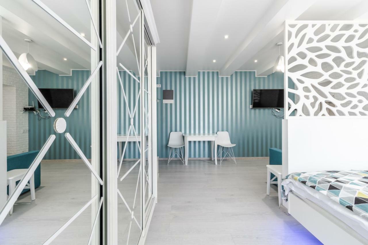 Apartament Near Park Franka Lwów Zewnętrze zdjęcie