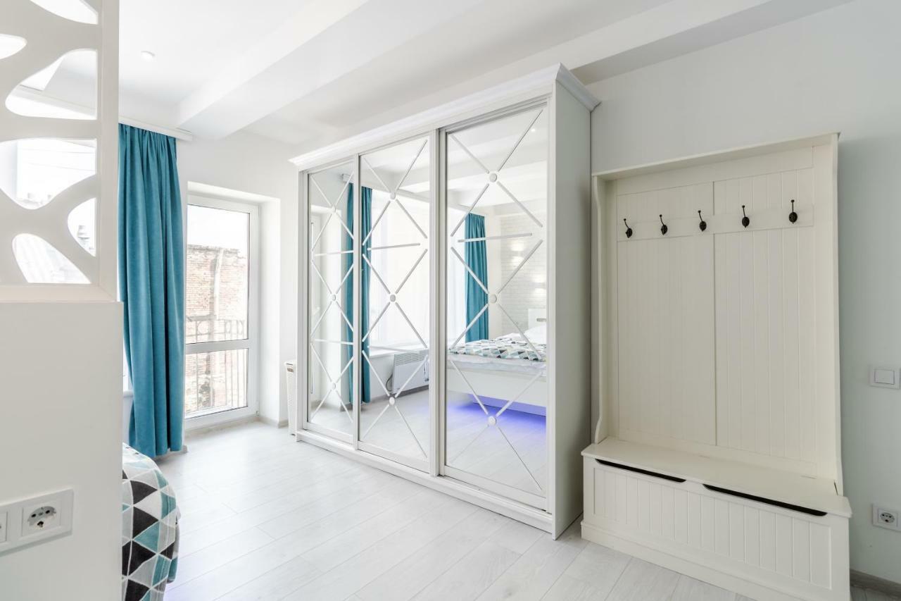 Apartament Near Park Franka Lwów Zewnętrze zdjęcie