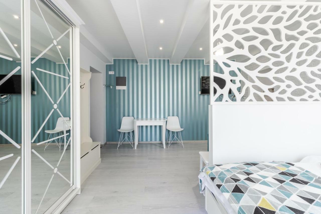 Apartament Near Park Franka Lwów Zewnętrze zdjęcie