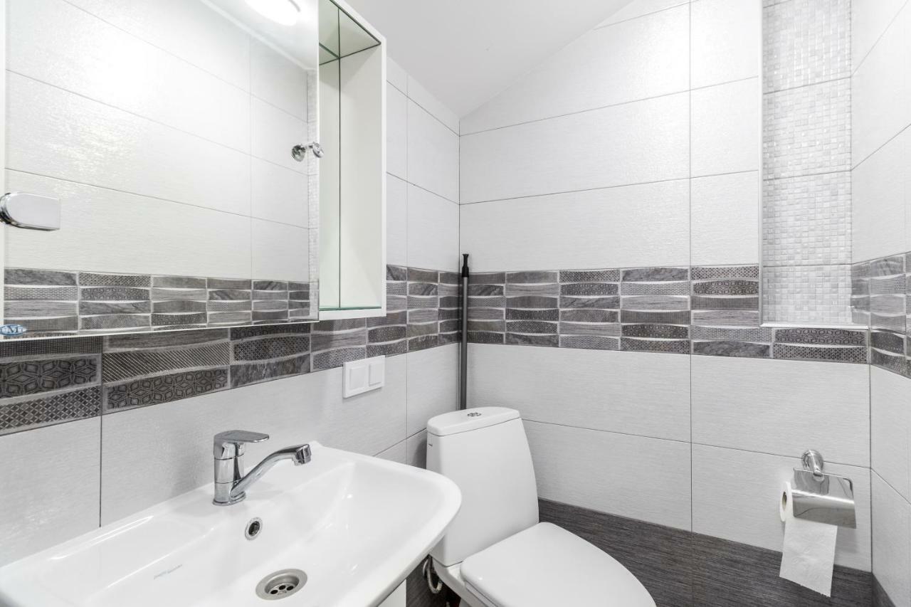 Apartament Near Park Franka Lwów Zewnętrze zdjęcie